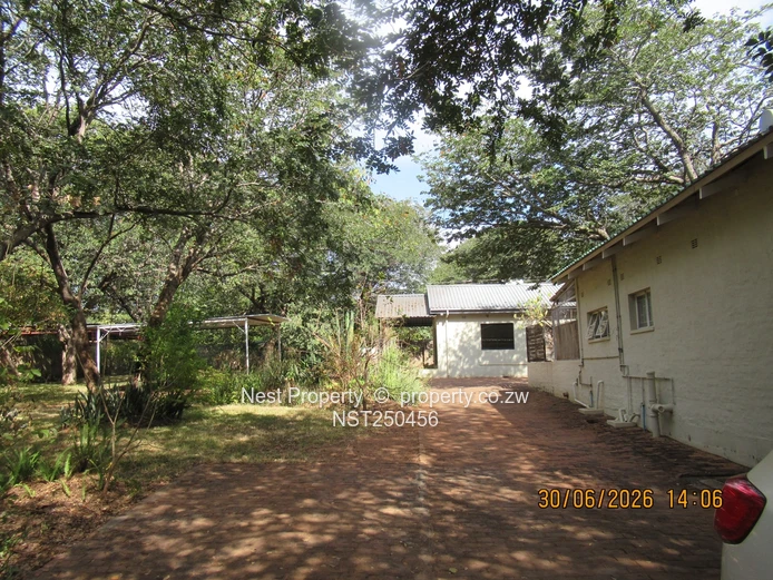 Family Home For Sale In Victoria Falls