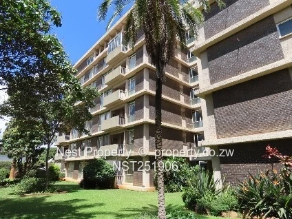 3 Bedroom Penthouse Suite - Avenues (Sole Mandate)