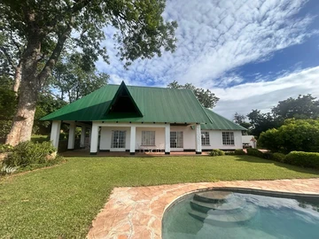 Stunning 4-Bedroom Home with Pool in Chirundu.