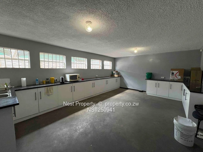 Prime Warehouse With Extensive Office Facilities