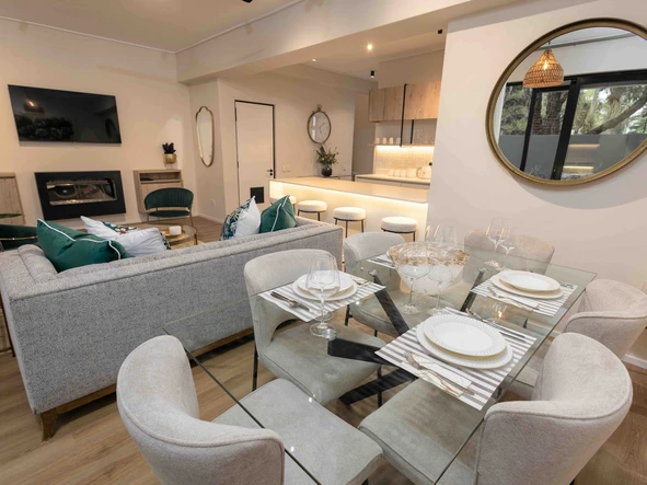 3 Bedroom Flat & Apartment