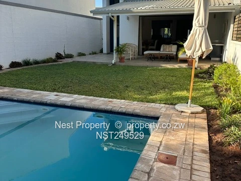 3 Bedroom Townhouse/Cluster for Sale in Victoria Falls