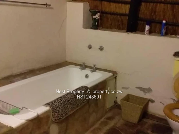 Furnished 4-Bed Kariba Home with Pool