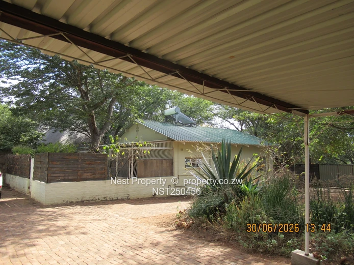Family Home For Sale In Victoria Falls