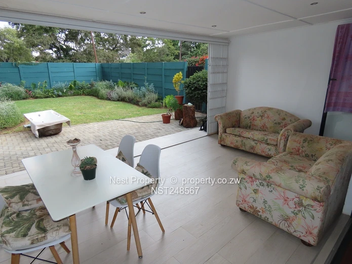 Neat 2- Bedroom Garden Flat in Greystone Park! (Sole Mandate)
